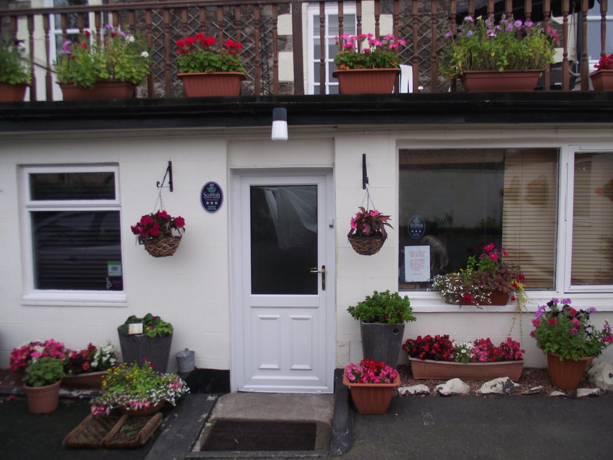 Broomfield House Bed And Breakfast Earlston Exterior photo